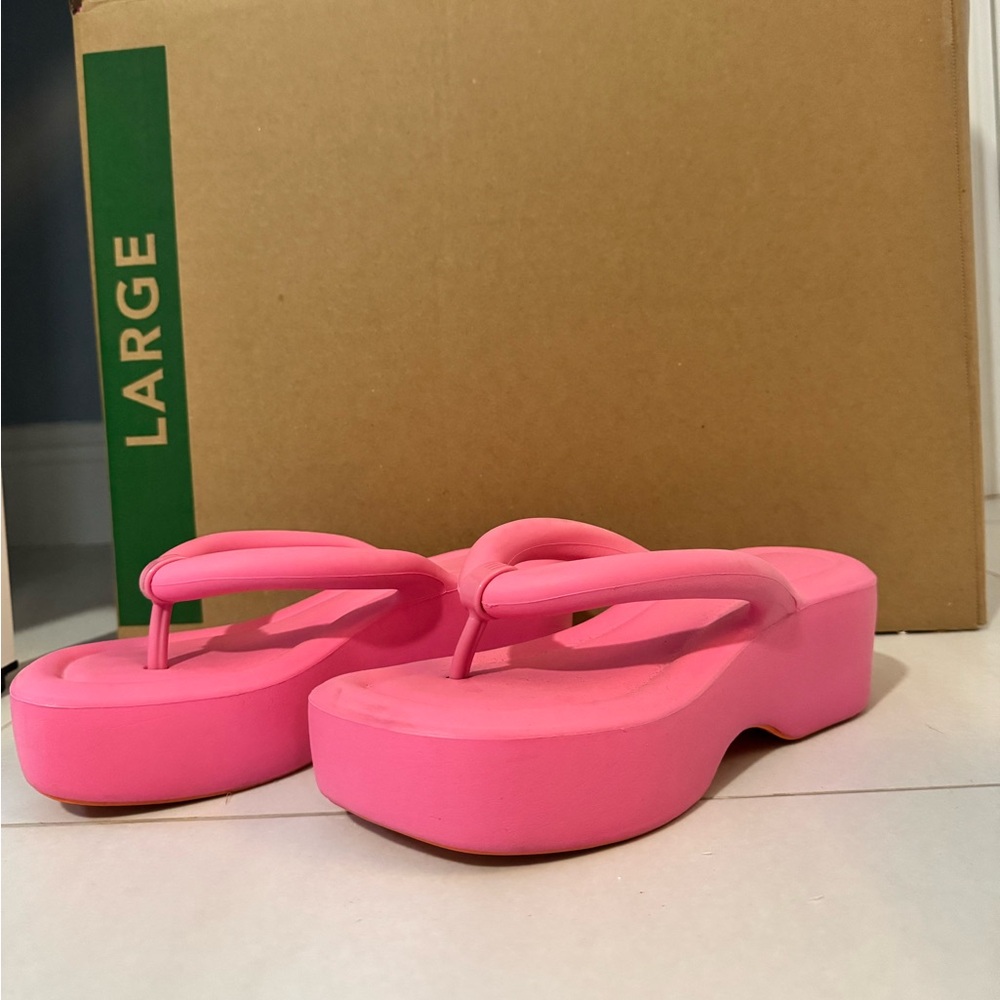 Melissa Pink Platform Flip Flops - Fits Size 7.5/8